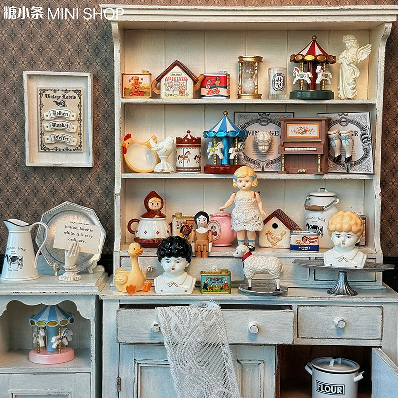 Miniature Vintage Doll Set, Ha - огляд і ціна Vintage Toy Collector