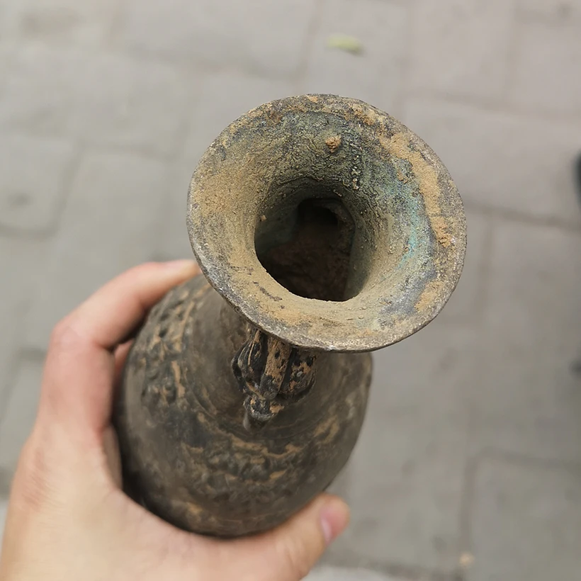 Bronze Collection Vase Carved  - огляд і ціна Collectible Vintage Tools