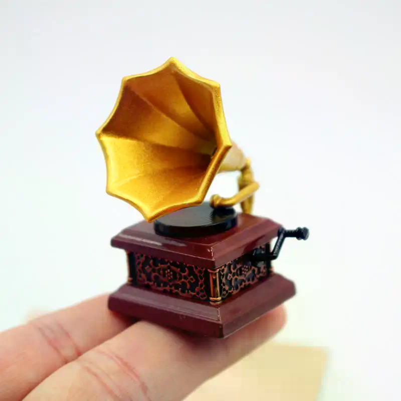Dollhouse Vintage Phonograph M - огляд і ціна Vintage Toy Collector