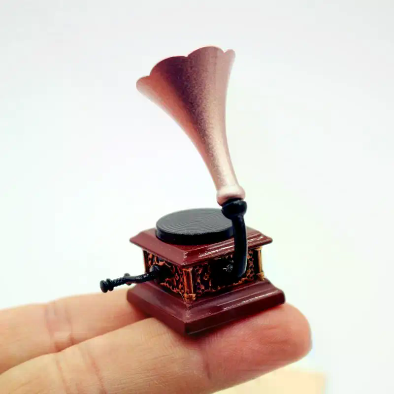 Dollhouse Vintage Phonograph M - огляд і ціна Vintage Toy Collector